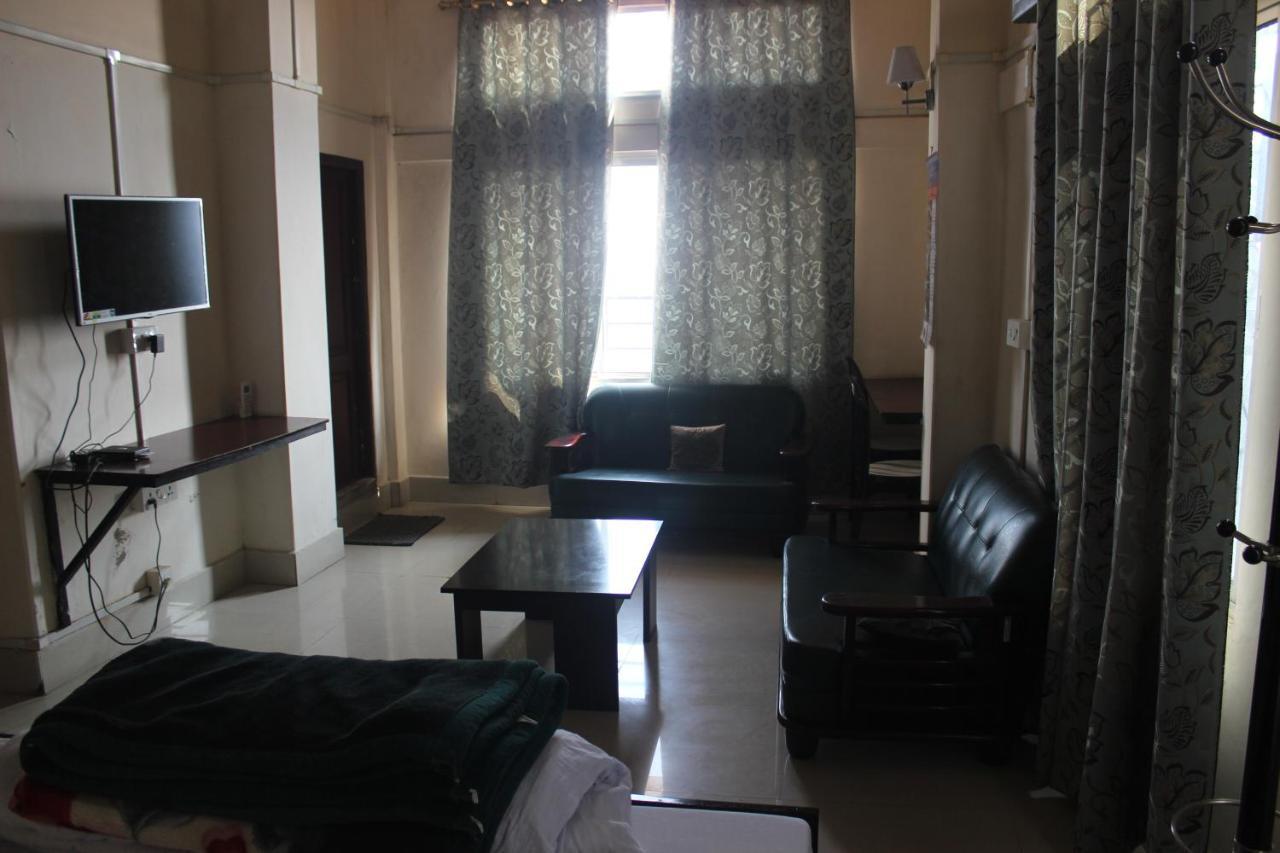 Hotel Lushaihills Residency Āīzawl Esterno foto